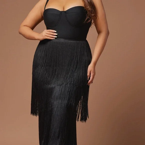 Fringe formal black gown Fashion Nova ASOS Eloquii - Picture 3 of 3